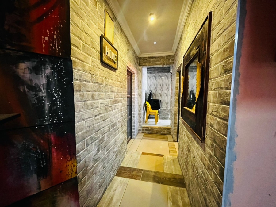 3 Bedroom Property for Sale in Bloemside 2 Free State